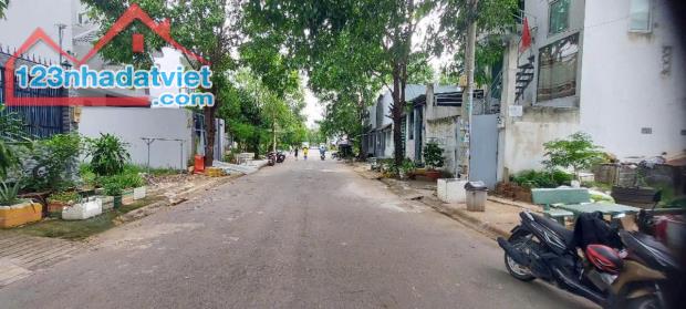 NHÀ PHỐ 6X20 -HOÀN CÔNG FULL THỔ CƯ- 6TY3 MT HẺM 12M- NHÀ BÈ-LONG THỚI - 1