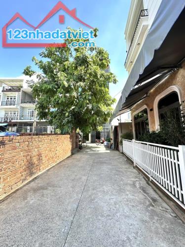 Đất giá rẻ Quận 2, Hẻm Xe Hơi, Dt 61m2 ( 4.5 x 14 ), Khu Dân trí cao, chỉ 5.1 ty - 4