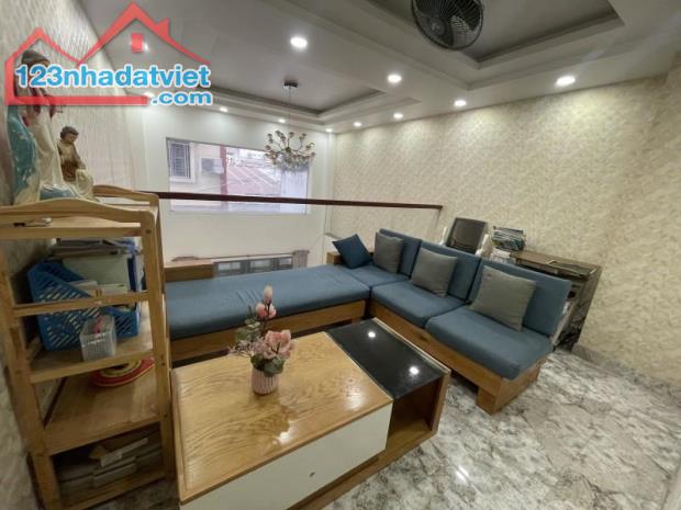**Bán biệt thự HXH Tân Hải**, p13 quận Tân Bình; (5,2*17) 4 tầng VIP chỉ 13,7 tỷ - 2