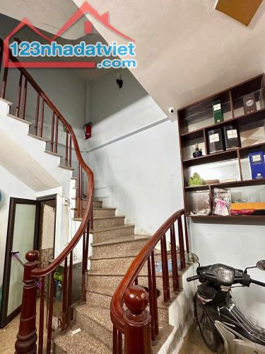 Nhà hiếm ngõ 387 Vũ Tông Phan 30m ra ô tô 60m ra mặt phố ngõ to 40m 5T MT 4m full nội thất - 5