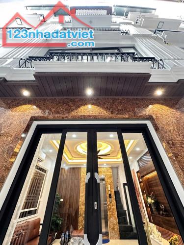 ĐẲNG CẤP SIÊU SANG-YÊN HOÀ-CẦU GIẤY-35M-7TANG-THANG MÁY-NGÕ NÔNG SIÊU RỘNG-10,2TY
