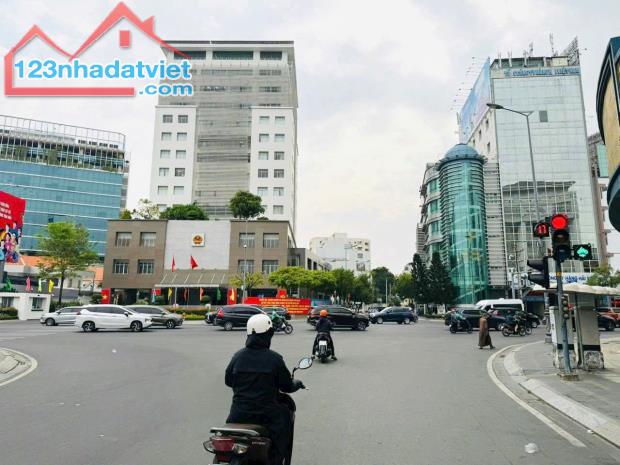 BÁN NHÀ CHÍNH CHỦ - P5 PHÚ NHUẬN - 40M - 4 TẦNG BTCT - PHAN ĐĂNG LƯU - 4PN - GẤP BÁN 7.85