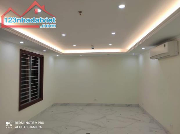 Building vàng Trung Phụng Xã Đàn, Nở hậu, 9 tầng 2 TM. 248m2, MT 10m. Chỉ 230 tỷ! - 3