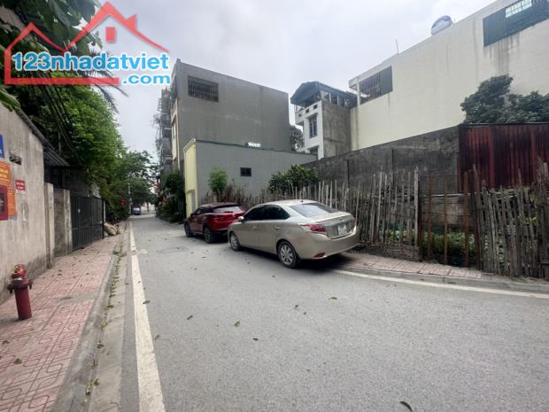 🛩️🛩️🛩️ BÁN ĐẤT TẶNG NHÀ C4- NGÕ THÔNG TỨ TUNG- Ô TÔ CHẠY VÒNG QUANH 🔥 - 1