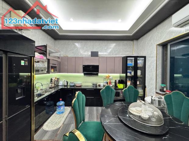 Nhà Liễu Giai 83m*5T, MT 4.8m, căn góc 3 thoáng, ngõ rộng 6m, ô tô vào, 10m ra phố 32 tỷ - 1