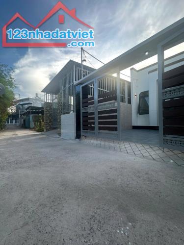 🏡 BÁN NHÀ GẦN CHỢ AN NGÃI – HUYỆN LONG ĐẤT GIÁ 1.75 TỶ