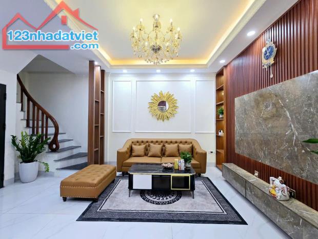 nhà đẹp - tư đình  - sổ đỏ sạch  - 15 m ra ô tô -   an ninh tốt - 1