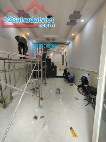 Bán nhà hẻm đường số 9, Bình Hưng Hòa Bình Tân