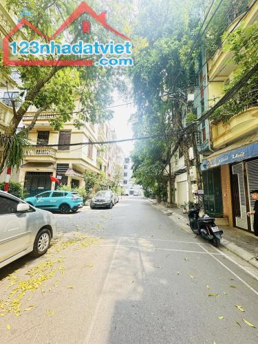 Phố Minh Khai, Vỉa hè, Ô tô tránh, kinh doanh đỉnh, dt 72m2, 5 tầng, mt 5.5m, Giá 21.3 tỷ.