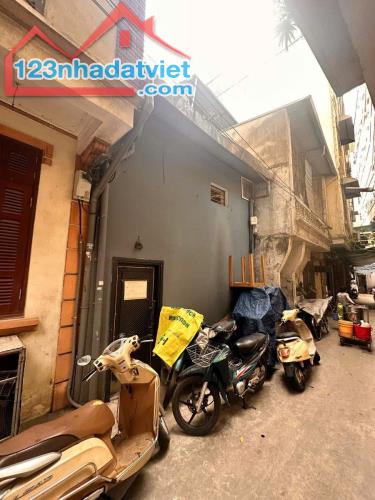 Mặt phố cổ Hà Trung - Phố tiền tệ - Kinh doanh đỉnh - Thoáng trước sau. - 2