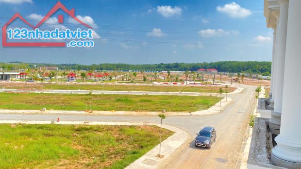 Bán gấp lô đất 2 mặt tiền- Gần cụm KCN VSip, 39 tiện ích nội khu - 1