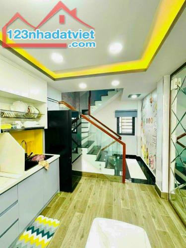 Hàng Hiếm HXH Phạm Văn Hai - 35m2, 5 tầng, giá: 7.7 tỷ LT - 2