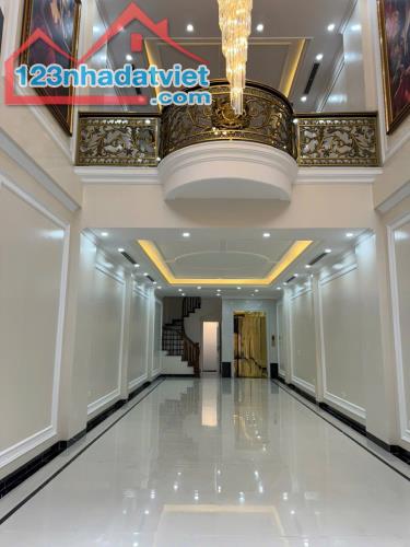 SIÊU PHẨM LONG BIÊN - 77M x 7 TẦNG, THANG MÁY - 2 MẶT NGÕ - OTO TRÁNH - KINH DOANH ĐỈNH