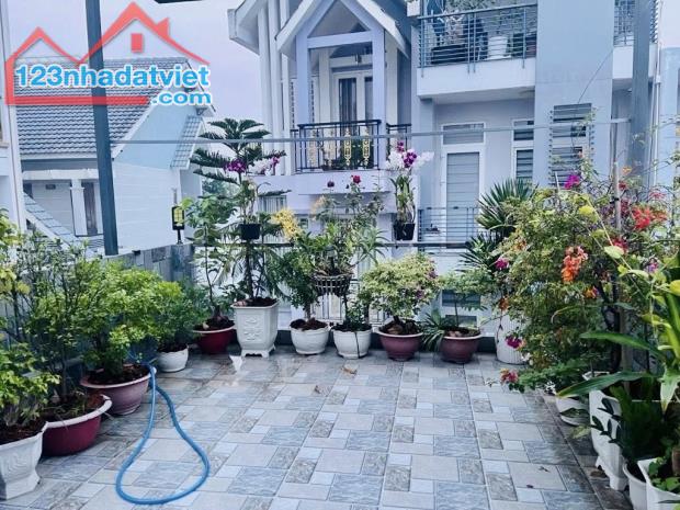 LÔ GÓC 0 LG - ĐẸP LUNG LINH - HẺM 6M SÁT MẶT TIỀN - 50M - 3 TẦNG NHỈNH 7 ĐỒNG - 4