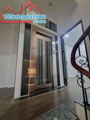 Bán nhà Vương Thừa Vũ  gara ô tô , thang máy , thửa vuông đẹp , 50M2x6T- 16.7 tỷ - 4