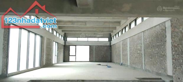 Bán biệt thự nghỉ dưỡng VIP sân golf Vân Trì, Đông Anh 1200m2, MT 31m, giá 220 tỷ. LH: - 1