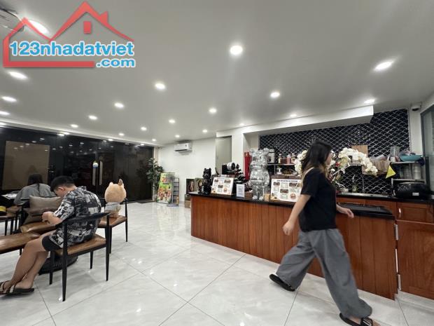 Bán CHDV ngay ĐH VĂN LANG, GÒ VẤP. Hơn 26phòng dòng tiền 160tr/t, 29,5 tỷ 140M2 ngang 10M - 1