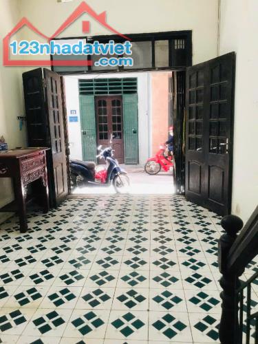 BÁN ĐẤT TẶNG NHÀ 3 TẦNG - THANH BÌNH - MỘ LAO, CÓ NGAY DÒNG TIỀN 9 TRIỆU/THÁNG. GIÁ 6.7 tỷ - 1