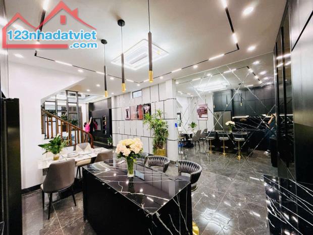 ĐẠI LA 54m 4 TẦNG SIÊU PHẨM LUXURY - 2