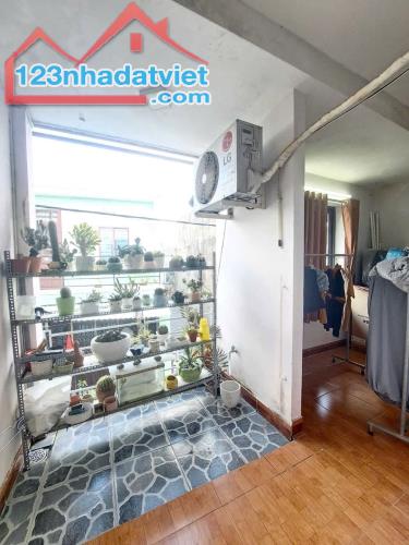 🌴 Ngay siêu thị Go.Dĩ An - Nhà 2 tầng 50mv, Hẻm xe hơi - Đông Hoà, Dĩ An - Pháp lý chuẩn. - 3