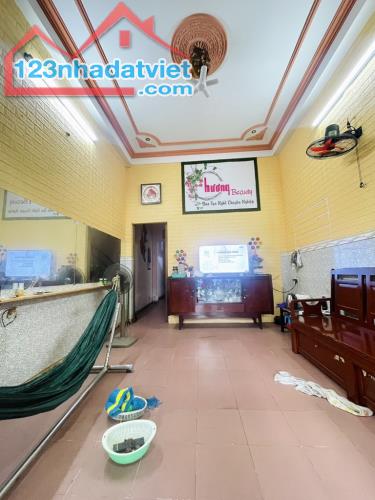 Hiếm, bán nhà Nguyễn Văn Thương (D1 cũ) phường 25 Bình Thạnh, 65m2 chỉ 6.79 tỷ - 1
