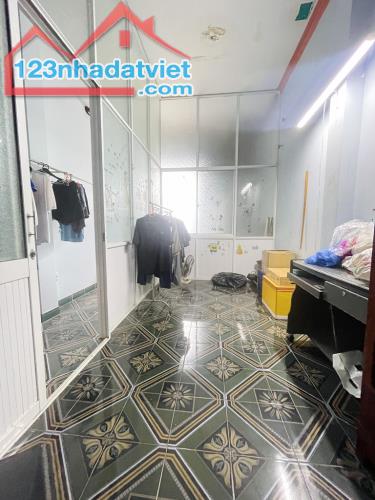 Hiếm, bán nhà Nguyễn Văn Thương (D1 cũ) phường 25 Bình Thạnh, 65m2 chỉ 6.79 tỷ - 4