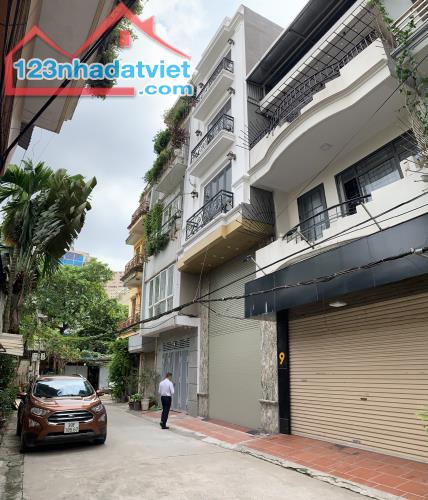 Bán đất 135m2 Ô CHỢ DỪA ĐỐNG ĐA, MẶT TIỀN 8m đường ô tô tránh HƠN 40 TỶ