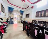 MẶT TIỀN ĐƯỜNG NHỰA 10M THÔNG KHẮP NƠI-3 TẦNG KIÊN CỐ-DT CHUẨN 5Mx21M-NỞ HẬU TÀI LỘC