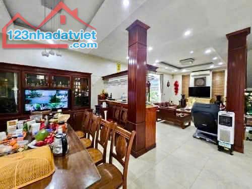 nhà LÔ GÓC PHỐ Vũ Trọng Phụng, Thanh Xuân , 52m2  14 tỷ Ô TÔ TRÁNH,KINH DOANH - 2
