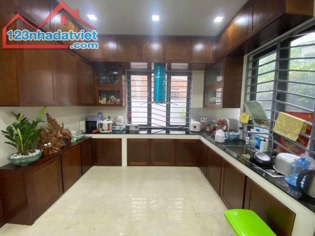 Bán nhà 6 tầng thang máy Thượng Đình 43 m² – gần phố, nội thất cao cấp – giá 8.9 tỷ - 5
