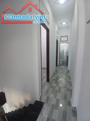 Bán Nhà 1 Lầu 3PN,DTSD 120m2 hẻm xe hơi, gần Cầu Ông Tìn, QL50 - 4