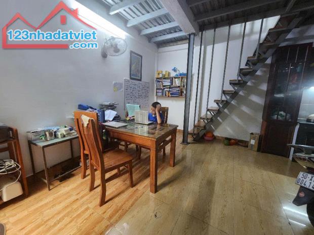 GIÁ CỰC SỐC - CHỈ 6 TỶ - CÓ NGAY 103 M2 NHÀ 2T 3PN NGANG 5.5-HXH -LÒ LU-TL CHÍNH CHỦ - 1