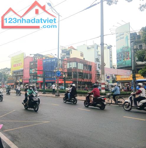 Siêu Phẩm Độc Nhất Phạm Viết Chánh Q.1 - 70m²(4,7 x 15) Xe Hơi VF3 - 13,8 Tỷ - Xây 5 Tầng - 3