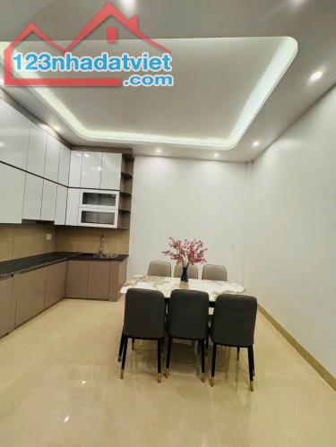 Bán 2 căn nhà 3 tầng ngõ phố Lê Viết Hưng, ph Ngọc Châu, TP HD, 46m2, mt 4m, 3 ngủ, ngõ ot - 4