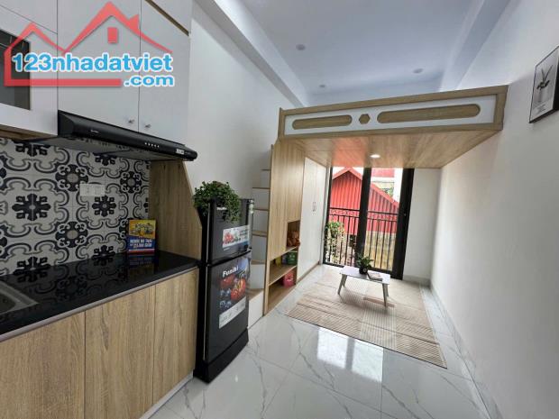 CẦU GIẤY - TOÀ CCMN 16 PHÒNG KHÉP KÍN - DT 78m², MT8,2m - TM - DÒNG TIỀN 800 TR - 19,5 TỶ