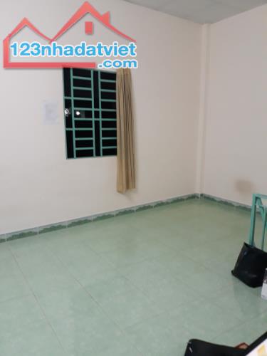 Cho Nam ở ghép phòng sạch sẽ thoáng mát tiện nghi 750k/tháng