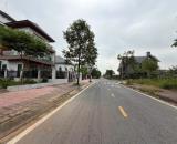Bán 600m view đồi cảnh quan Nam Vĩnh Yên.  Có bán lẻ 1 lô 300m ạ.