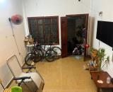 Cho thuê nhà ngõ phố Âu Cơ, Tây Hồ 60m x 3 tầng, giá 9tr/tháng