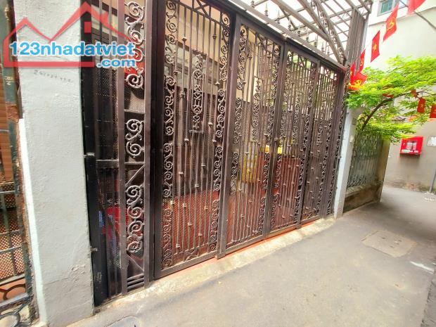 Bán Nhà Phố Thái Thịnh, Đống Đa, DT 50m2, MT 4m, Ngay gần phố, KD, chỉ nhỉnh 12 tỷ - 2