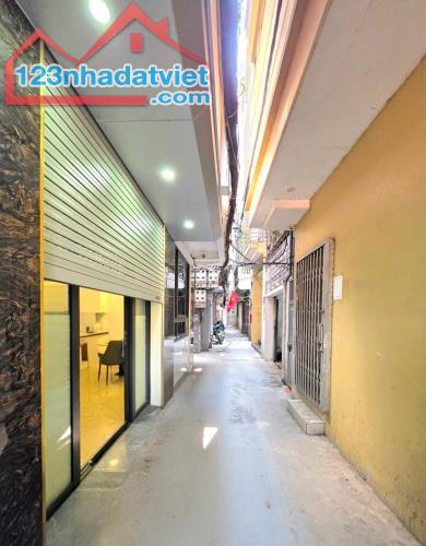 Thịnh Quang, 38m x 3tầng x 3PNKK dân xây đủ công năng ngõ nông an sinh đẳng cấp