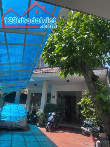 CHO THUÊ VĂN PHÒNG NGUYÊN CĂN 300M² – GẦN SÂN BAY TÂN SƠN NHẤT - 1