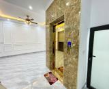 Nhà Đẹp, Full Đồ, THANG MÁY Pháo Đài Láng, Đống Đa 40m x 6T(4 ngủ kk) giá 18tr