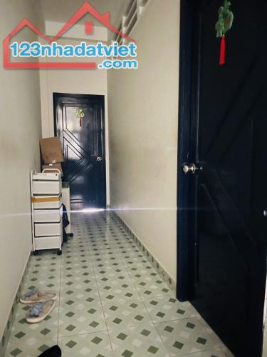 Ngay mặt tiền Lê Quang Định, Bình Thạnh. 4 tầng 130m2 bán chỉ 15 tỷ. - 2