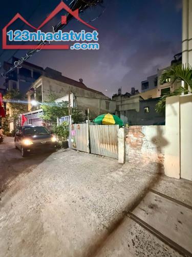 CẦN BÁN NHÀ ĐẸP Ở ĐƯỜNG NGUYỄN THƯỢNG HIỀN BÌNH THẠNH - 2