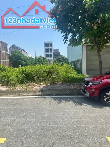 Bán lô lk 100m2 Nam Vĩnh Yên đường 13.5m gần Hồ lh_0987673102