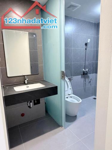 GIÁ TỐT - CHO THUÊ MBKD - VĂN PHÒNG - MỚI XÂY, CÓ THANG MÁY, GẦN LOTTE TÂY HỒ - 3