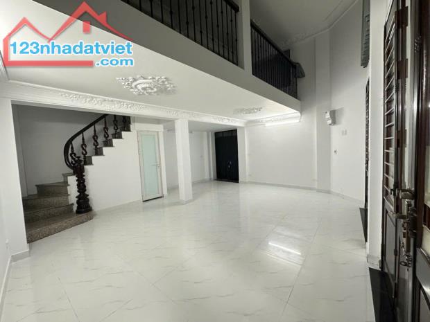 Bán nhà Minh Khai- Hai Bà Trưng50 50m2 ,5 tầng giá, 12 tỷ