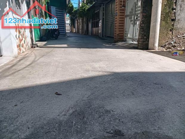 BÁN ĐẤT ĐẸP NGÕ TRẦN NHẬT DUẬT, ĐỘI CUNG, PHƯỜNG THÀNH VINH 79,9m2 HƯỚNG TÂY - 1