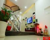 Nhà mặt tiền Thủ Đức liền kề Nguyễn Văn Bá – 4 tầng 3pn mà chỉ có 7 tỏi hơn…
