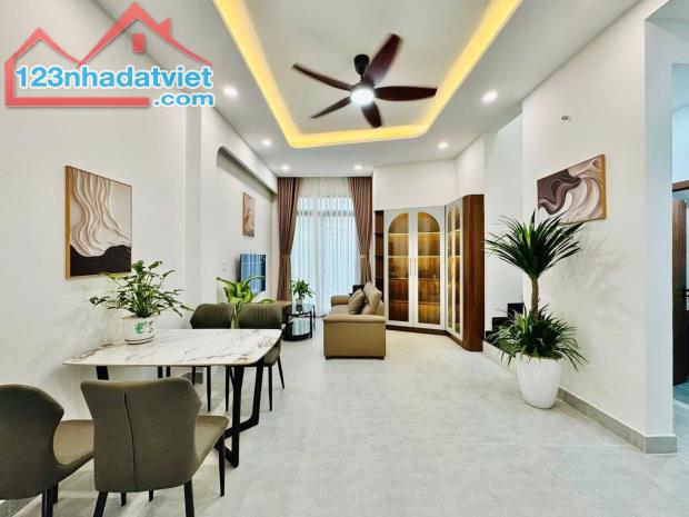 Bán nhà Căn góc 2 mặt tiền Nguyễn Lâm P7 Phú Nhuận 39m2 6.55 tỷ - 4